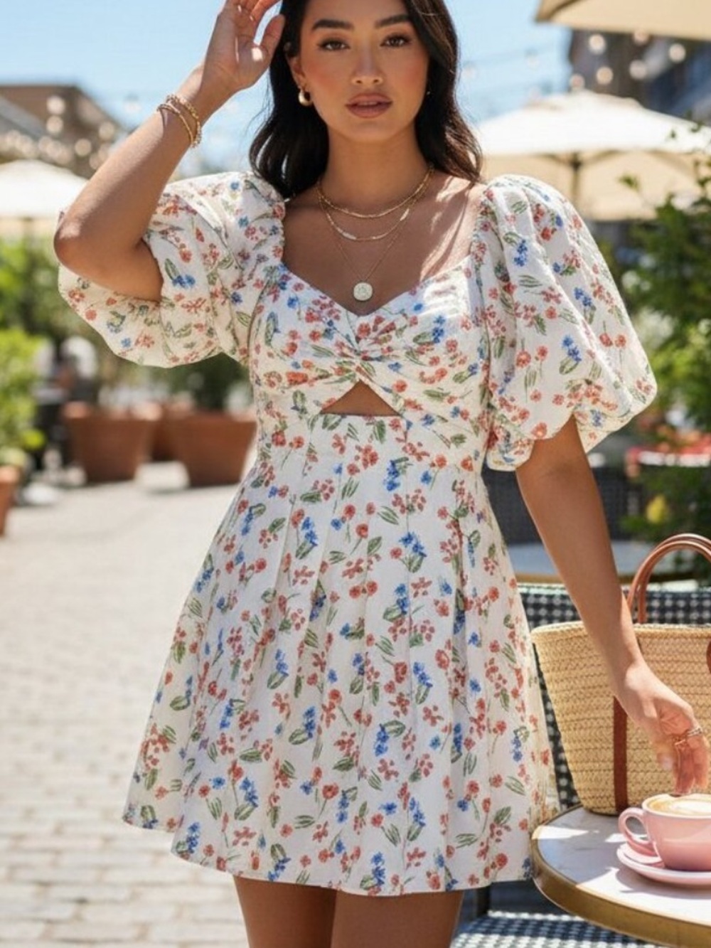 Astr White Floral Cutout Puff-Sleeve Mini Dress